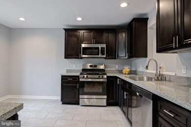 306 Potomac Hills Dr, Stafford, VA 22554 - photo 6