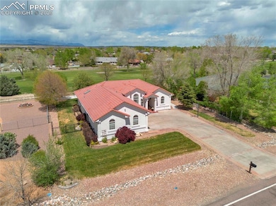 Aerial view of property and surrounding area