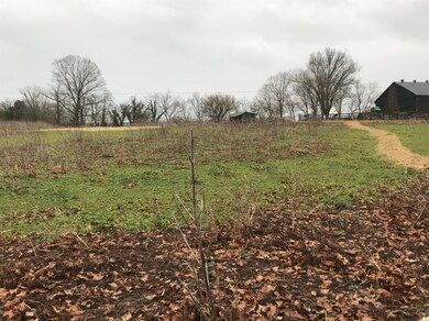 220 Grows Mill Rd, Wilmore, KY 40390 - photo 2