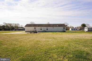 22381 Bunting Rd, Georgetown, DE 19947 - photo 2