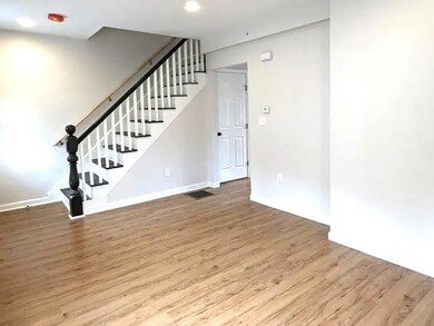 8 Lawton Place unit 7, Waltham, MA 02453 - photo 7