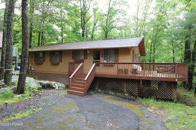 42 Lakeview Dr, Hamlin, PA 18427 - photo 5