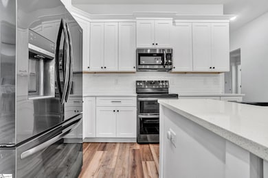 198 Barnett Rd, Campobello, SC 29322 - photo 6