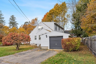 9 Parsons St, Kennebunk, ME 04043 - photo 5