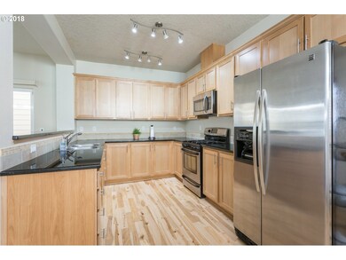 321 NW Edgeway Dr, Beaverton, OR 97006 - photo 7