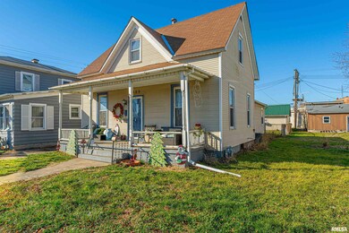 225 S Hamilton St, Lincoln, IL 62656 - photo 2