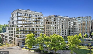 10511 Strathmore Hall St unit 3B-3A-301, North Bethesda, MD 20852 - photo 2