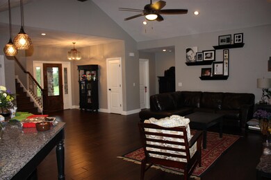 387 N Niangua Dr, Nixa, MO 65714 - photo 5