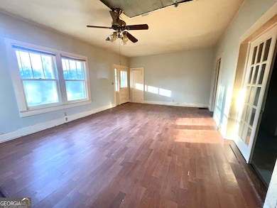 3075 Sycamore Rd, Royston, GA 30662 - photo 5