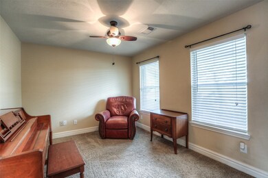 4303 Twin Lakes Trail, Pearland, TX 77584 - photo 5