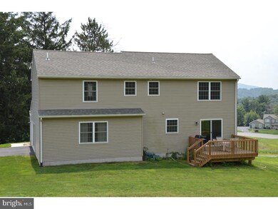 16 Fairway Dr, Ashland, PA 17921 - photo 4