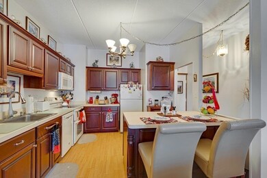 80 N Warren St unit 23, Woburn, MA 01801 - photo 4