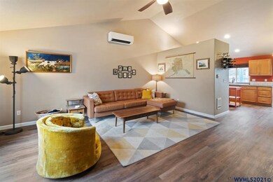 1206 Briar Rd, Independence, OR 97351 - photo 7