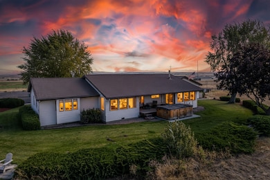 2748 SW Highland Ln, Culver, OR 97734 - photo 3