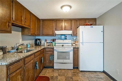 223 W Wayne St, Allentown, PA 18102 - photo 7