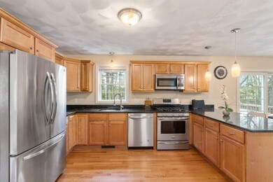 18 Washington Ave, Wilmington, MA 01887 - photo 5