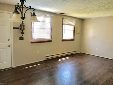 4409 Camden Ave, Lorain, OH 44055 - photo 2