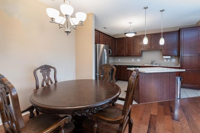 567 Riverpoint Drive, #11