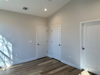 1115 Neches St, Lockhart, TX 78644 - photo 7