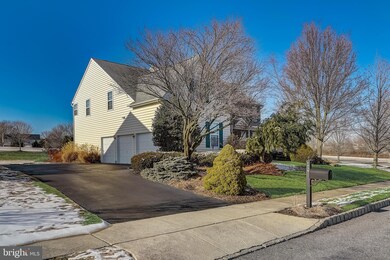 1036 Broadleaf Cir, Royersford, PA 19468 - photo 3