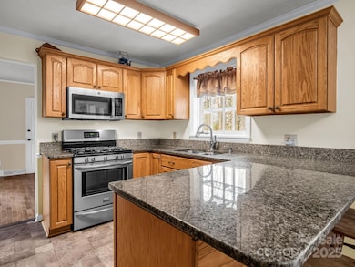 136 Old Tanglewood Trail, Hendersonville, NC 28739 - photo 6