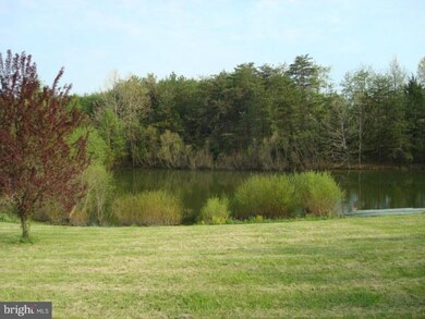 348 Vesper Dr, Hedgesville, WV 25427 - photo 2