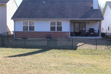 1112 Rotherham Ln, Beech Grove, IN 46107 - photo 4