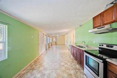 3626 Roderick Ln, Plant City, FL 33567 - photo 7