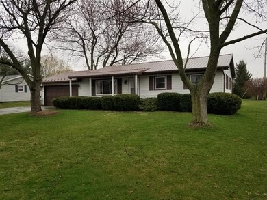 704 Maxine Dr, Ossian, IN 46777 - photo 2