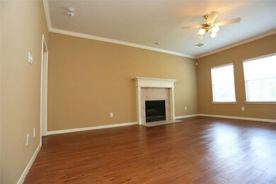 5204 Jolie Dr, Pearland, TX 77584 - photo 5