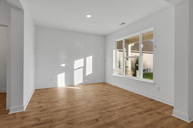 1342 Linn Cove Ct, Gallatin, TN 37066 - photo 7