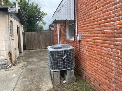 9102 Oleander St, New Orleans, LA 70118 - photo 5