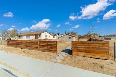 15924 N St, Mojave, CA 93501 - photo 2