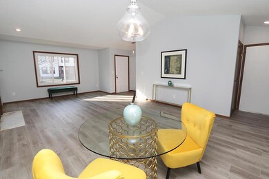 7590 Pickett Ln, Columbus, OH 43235 - photo 6