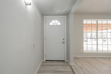 946 Fruitvale Dr, Houston, TX 77038 - photo 7