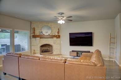 750 E 139th Place, Glenpool, OK 74033 - photo 7