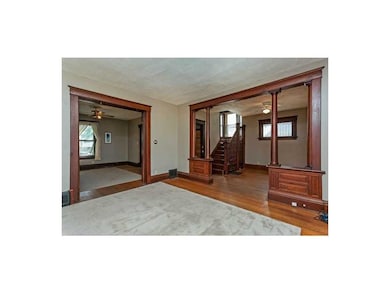 Living Room-L1.