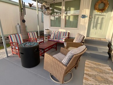 114 Lazy Ave, Bradenton, FL 34208 - photo 6