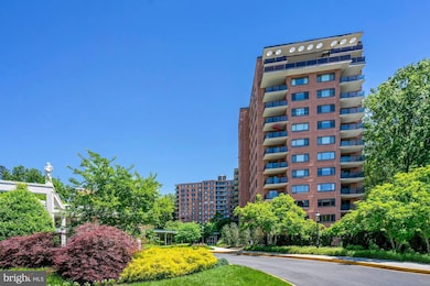 The Towers unit 1209, Washington, DC 20016 - photo 3