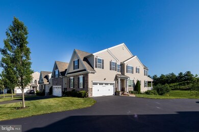 2043 Pleasant Valley Dr, Lansdale, PA 19446 - photo 2