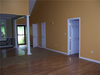 Entry/Foyer.