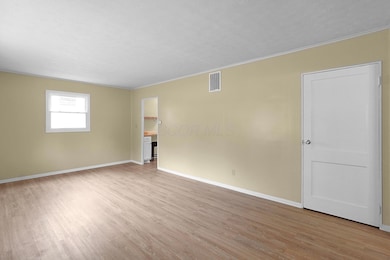 5-web-or-mls-1086-s-hampton-rd
