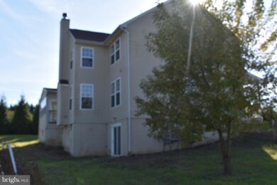 165 Savannah Dr, Strasburg, VA 22657 - photo 2