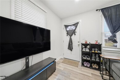 913 Dandridge Dr, Portsmouth, VA 23701 - photo 4