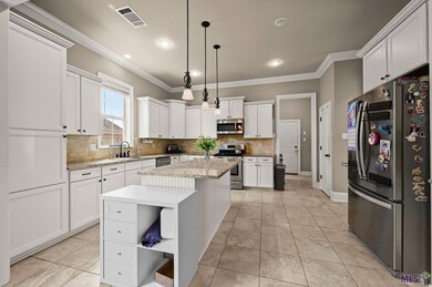 3390 Meadow Grove Ave, Zachary, LA 70791 - photo 5