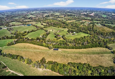 2237 Kemper Ln, Lancaster, KY 40444 - photo 4