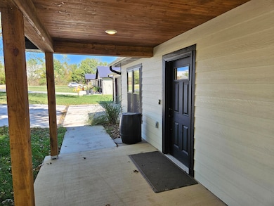 912 Posey St, Ava, MO 65608 - photo 7