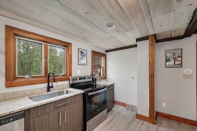 7 Perch Pond Rd, Campton, NH 03223 - photo 4