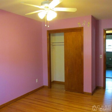 1818 W 4th St unit Right, Dunellen, NJ 08812 - photo 4