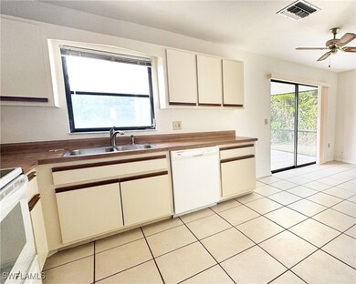 699 110th Ave N unit B, Naples, FL 34108 - photo 6